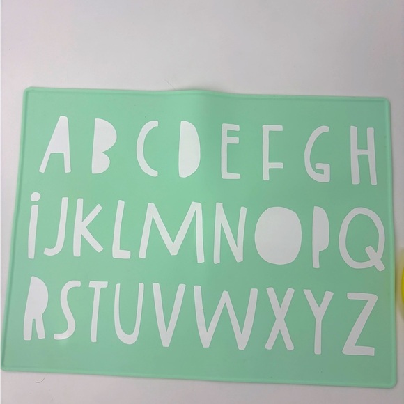 Silicone Bib and Placemat Set - Yellow and Mint - Picture 2 of 3